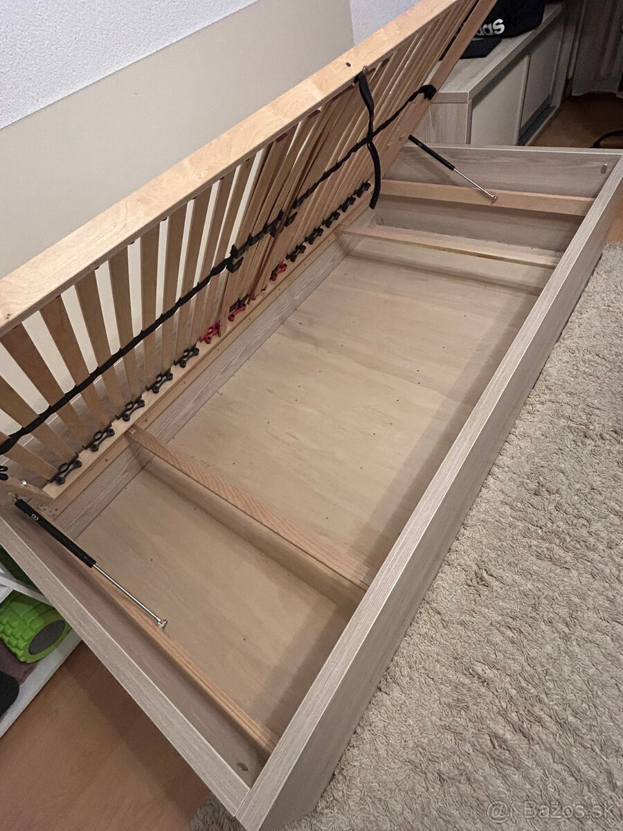 Posteľ s úložným priestorom - 3