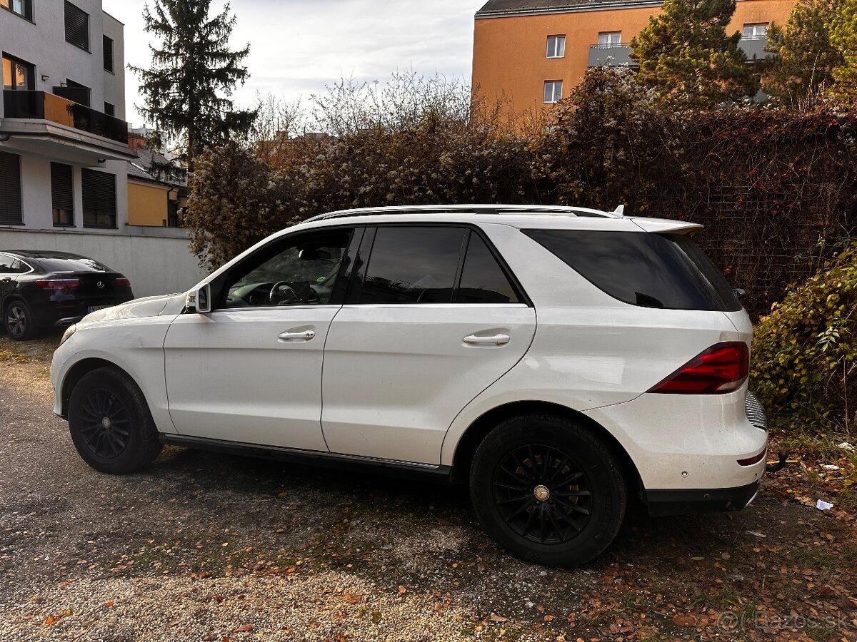 GLE SUV 250d 4 matic - 3