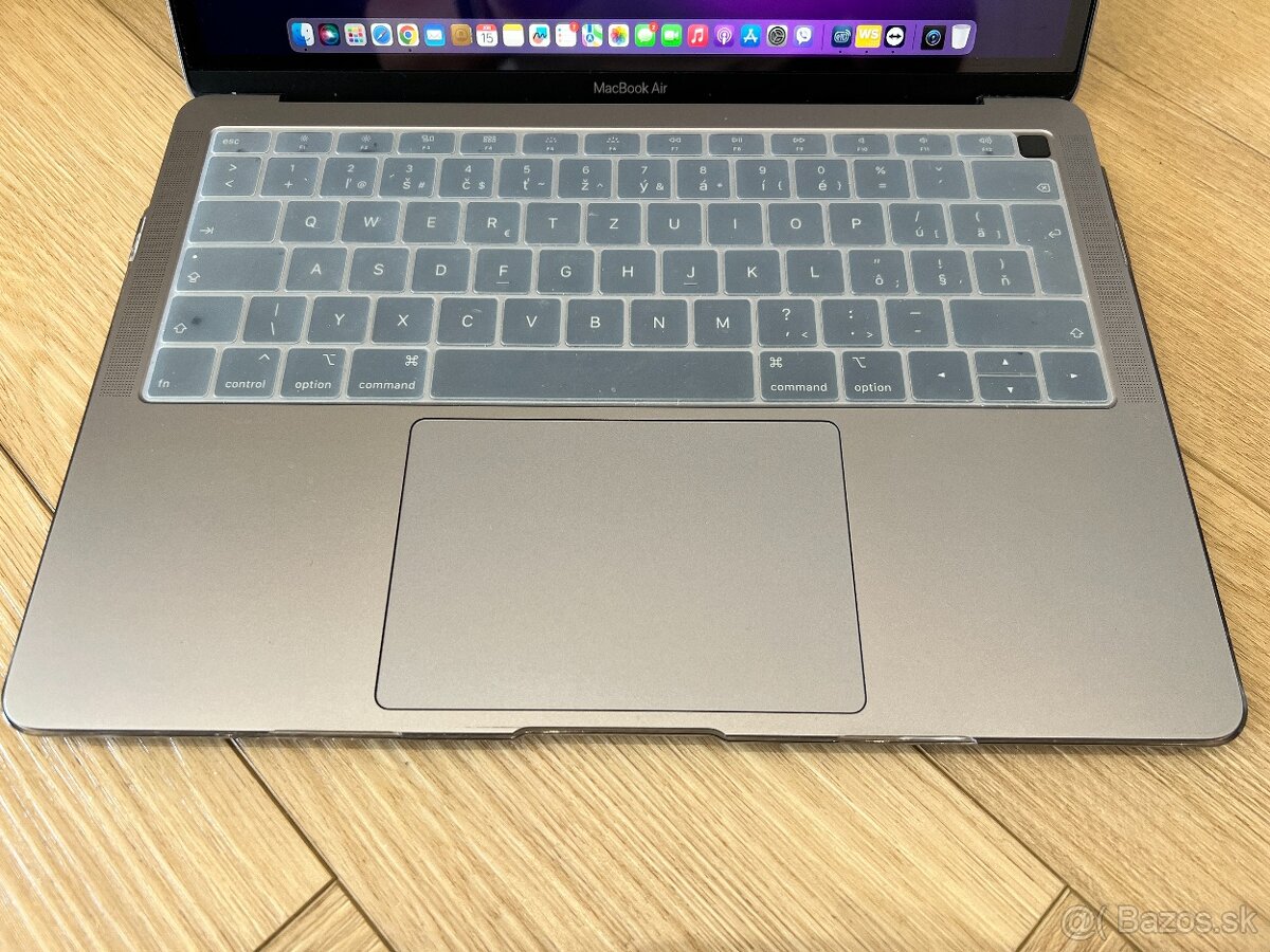 MacBook Air 13" Retina SK Vesmírne sivý 2019 / výborný stav - 3