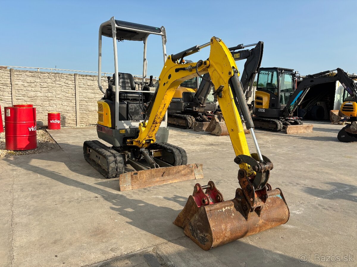 Minirýpadlo Wacker Neuson EZ17 - 3