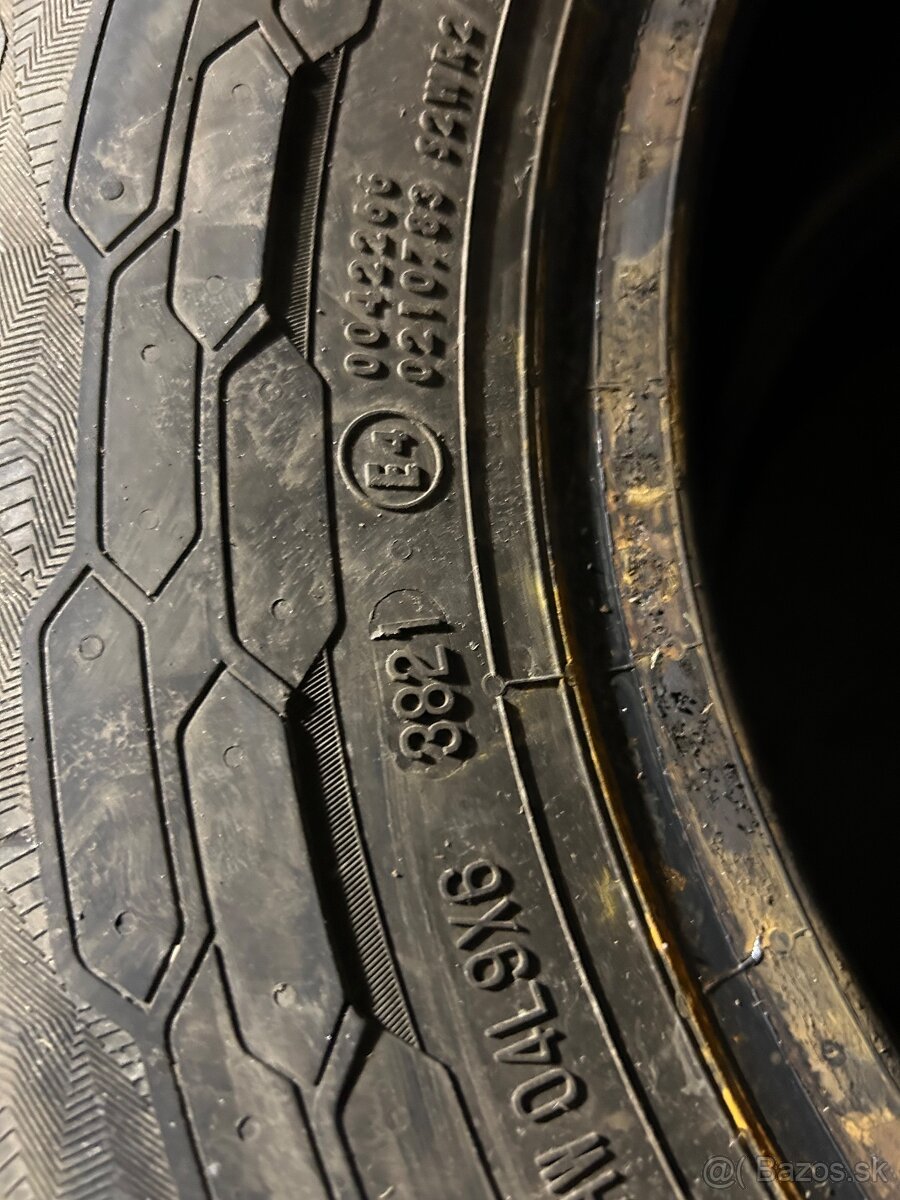 215/70 R15C - 3