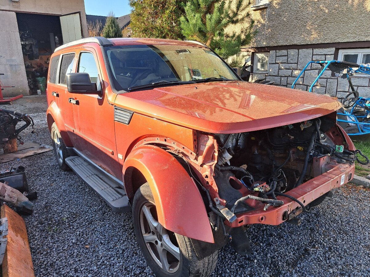 Dodge Nitro 2.8 crd 130kw - 3