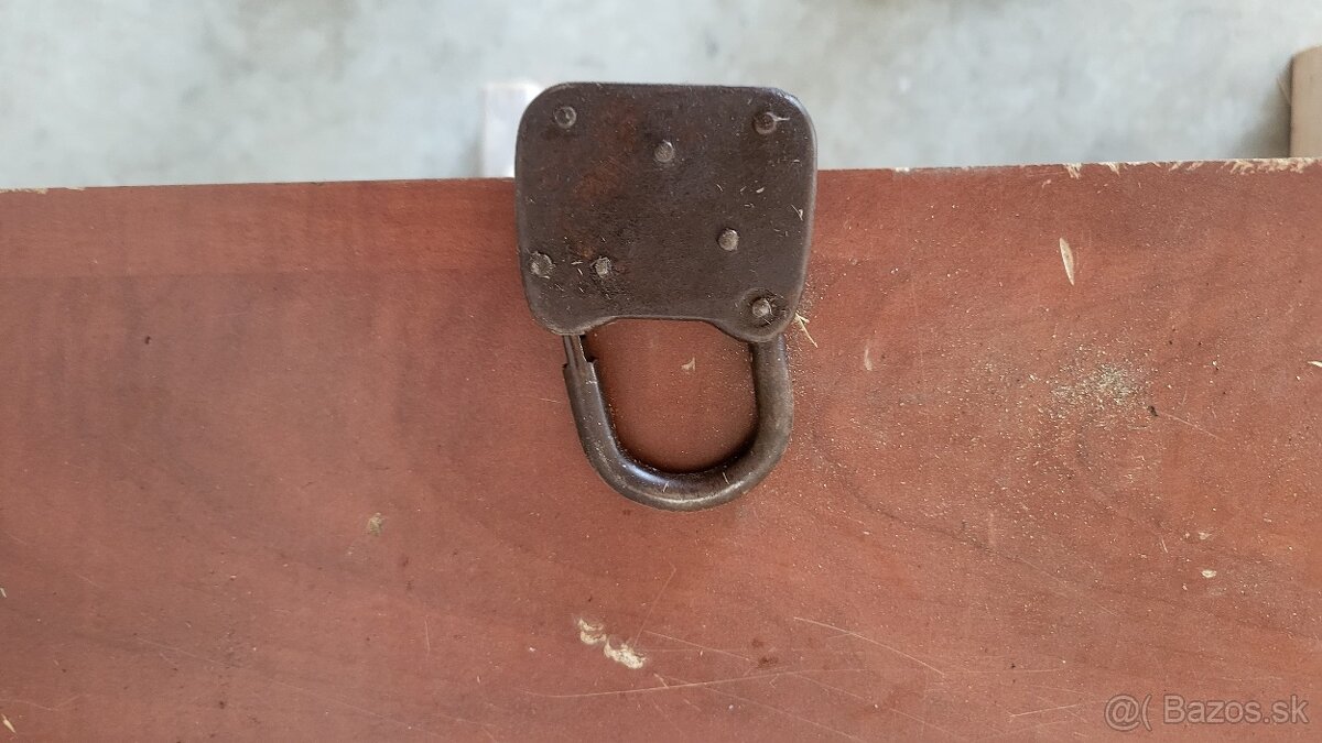 Stary visaci zamok - 3