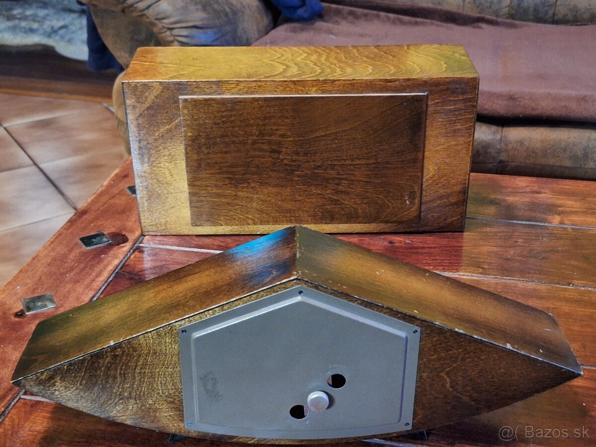 Staré hodiny Vesna na opravu - 3