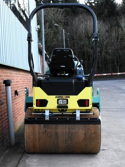 vibračný valec tandemový AMMANN ARX45-2 RV2024 váha 4,4 ton - 3