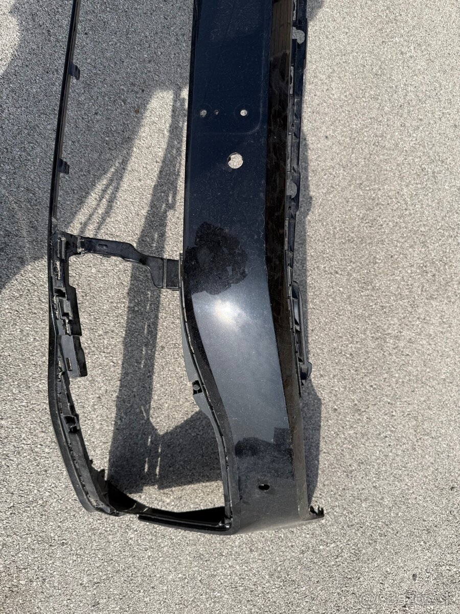 Kryt na predný nárazník na Passat B8 R-Line 3G0807217BEGRU - 3