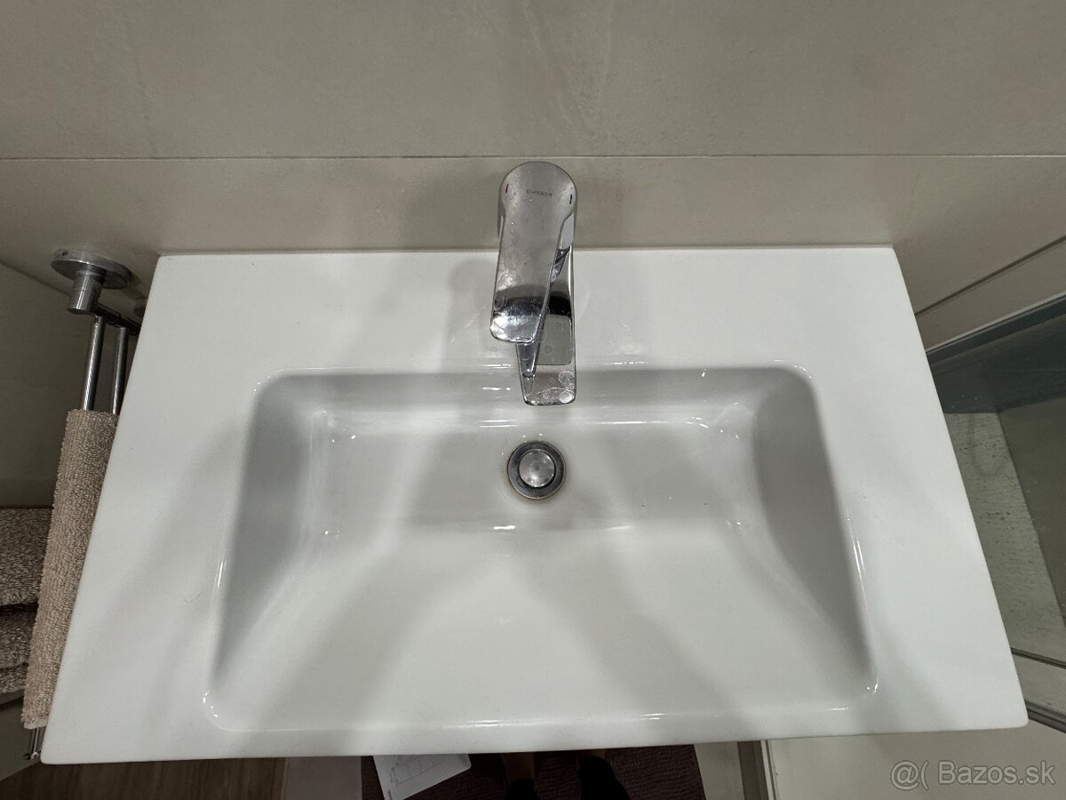Skrinka s umývadlom - 3