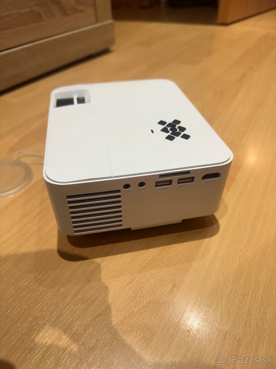 LED projektor TopVision T21 - 3