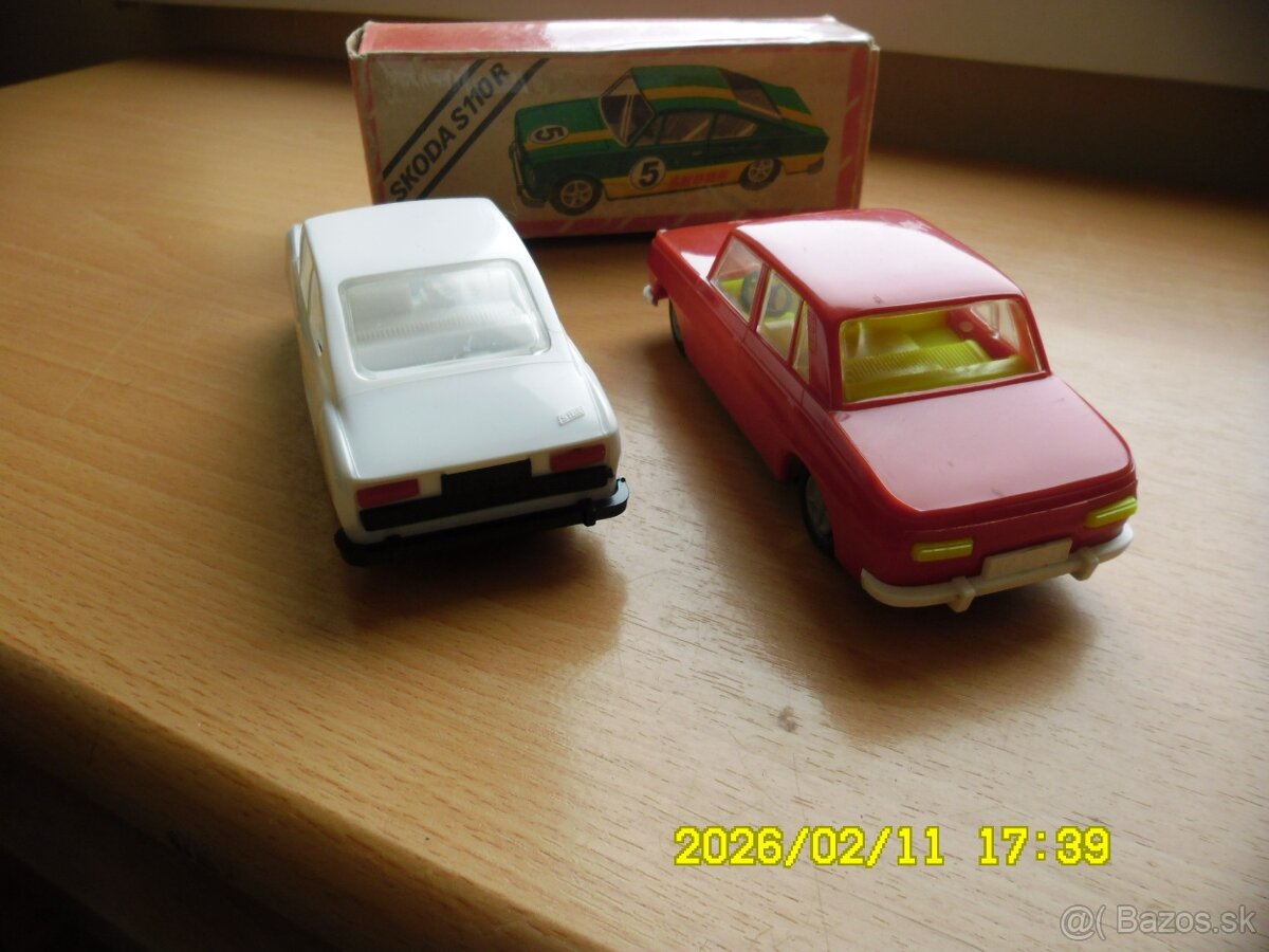 Stare hračky autička DDR - 3