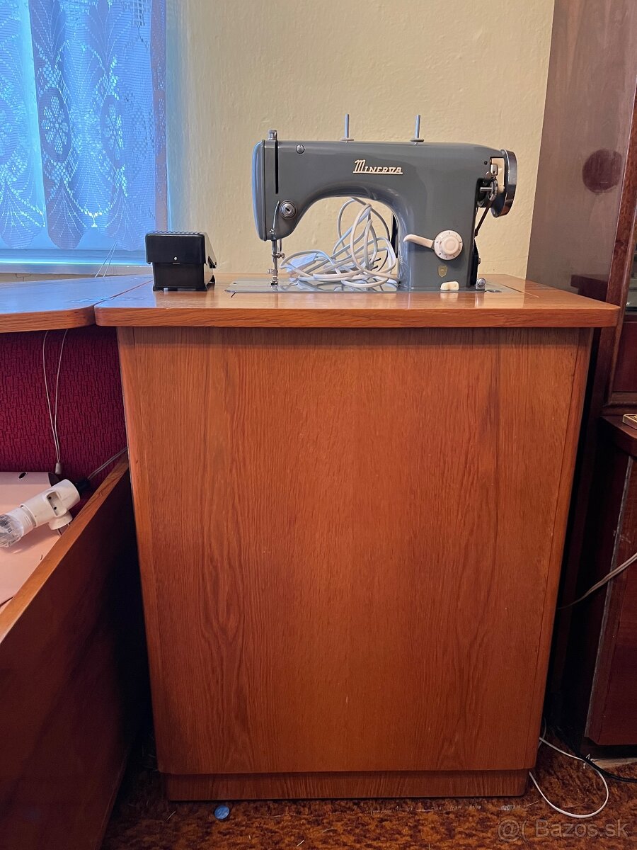 Šijací stroj Minerva - 3