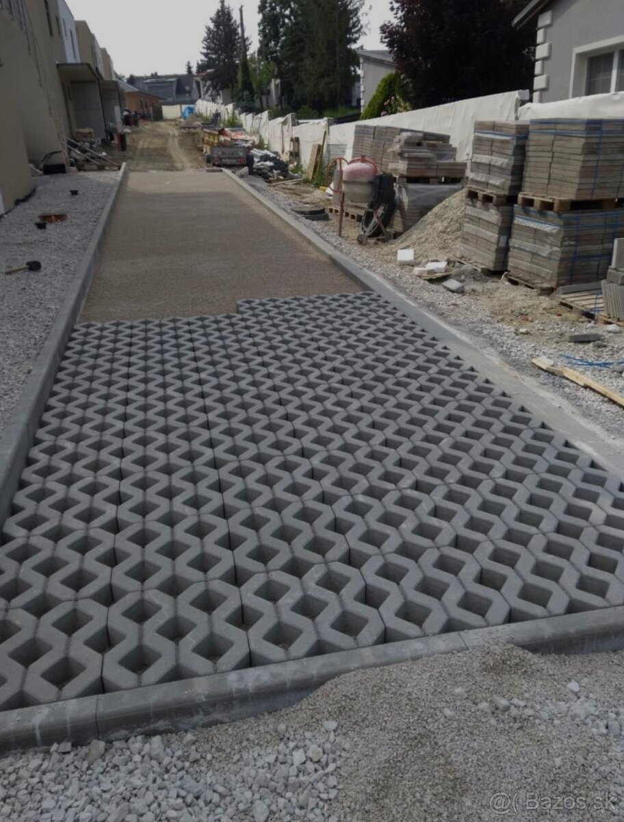 Zamková dlažba,ploty - 3
