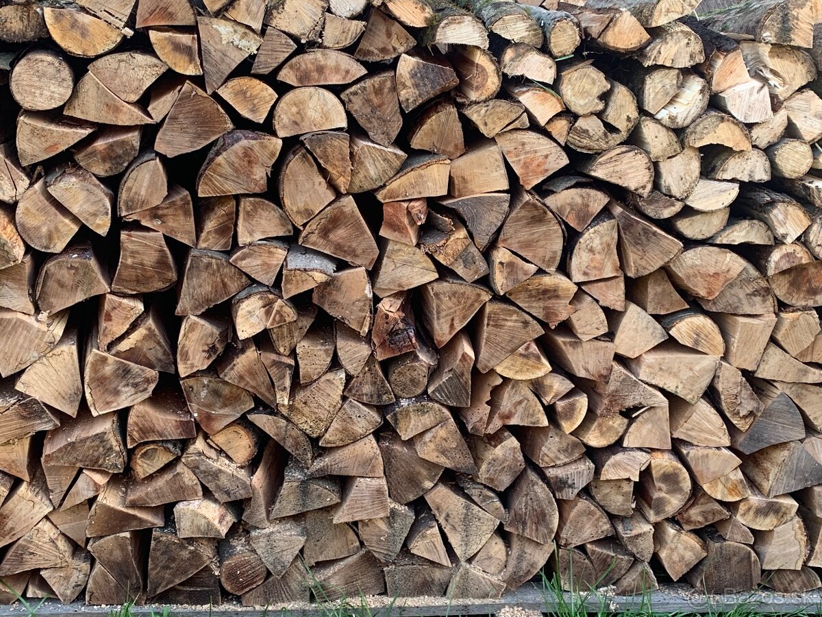 Štiepané bukové drevo - 3