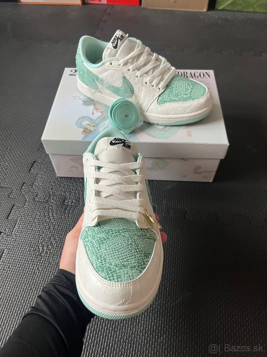Nike Air Jordan 1 Low Dragons - 3