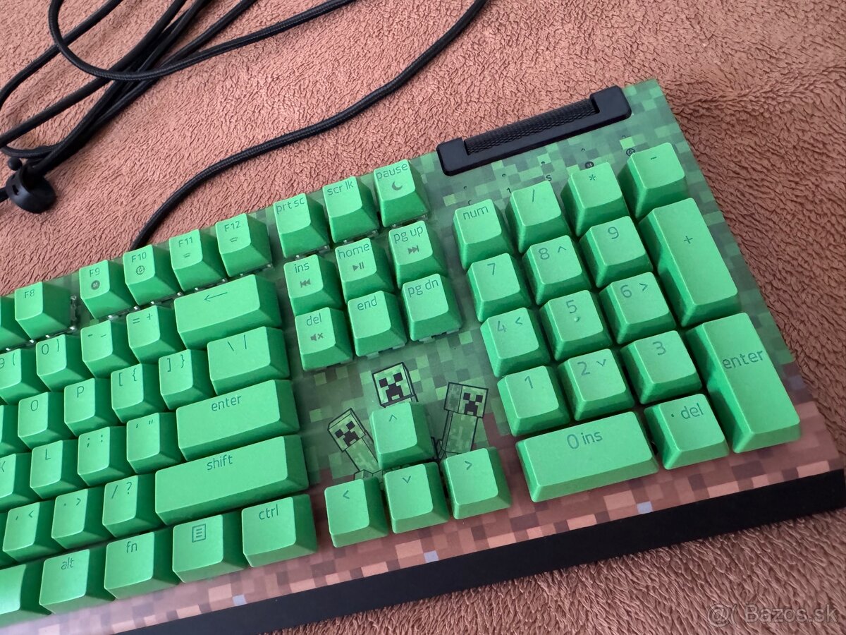 Minecraft klávesnica Razer BlackWidow V4 X Green Switch - 3