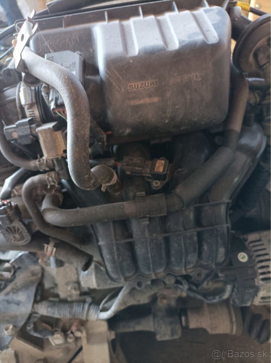 Predám motor Suzuki Ignis - 3