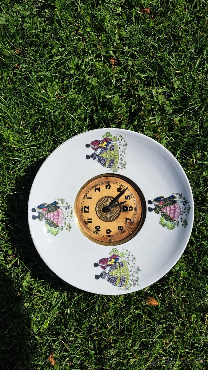 Porcelanove rokokove hodiny - 3