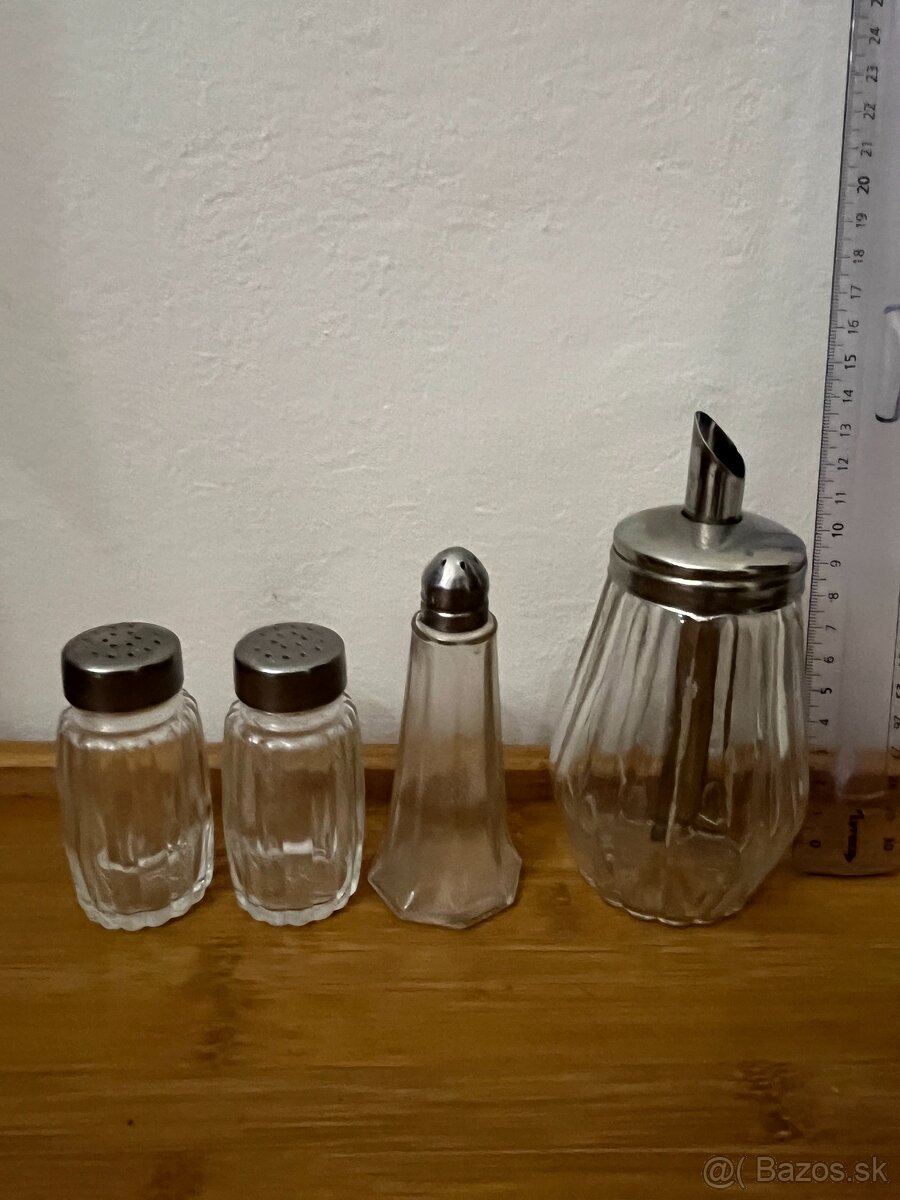 solničky-vázy-poháre - 3