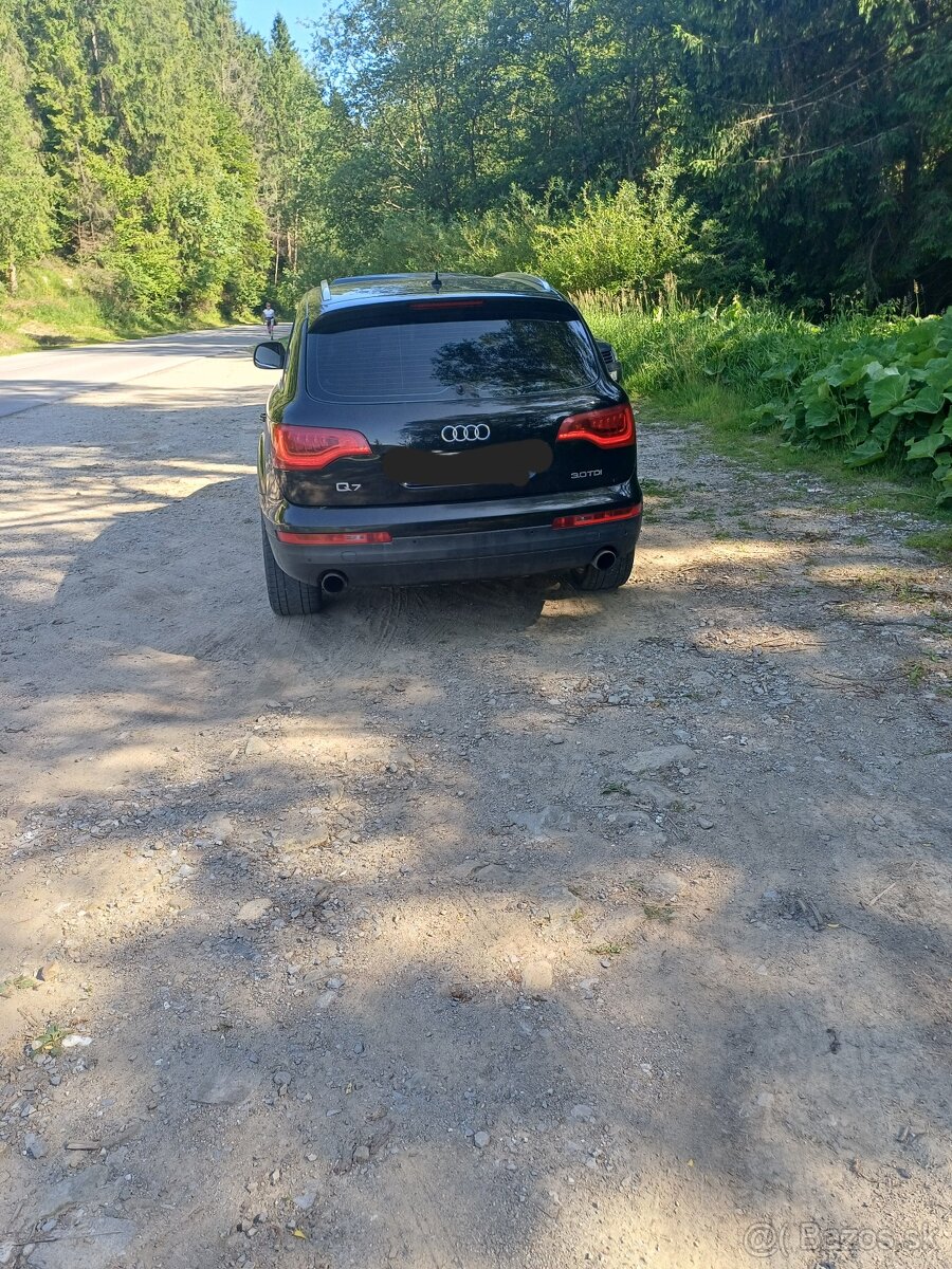 Audi Q7 - 3