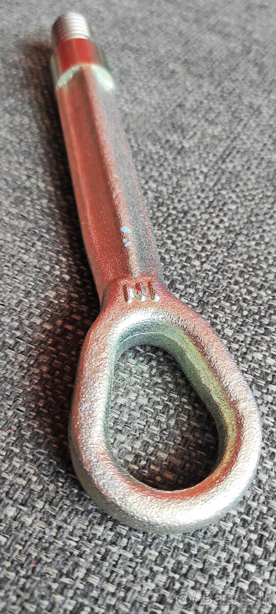 ťažné oko na BMW - 3