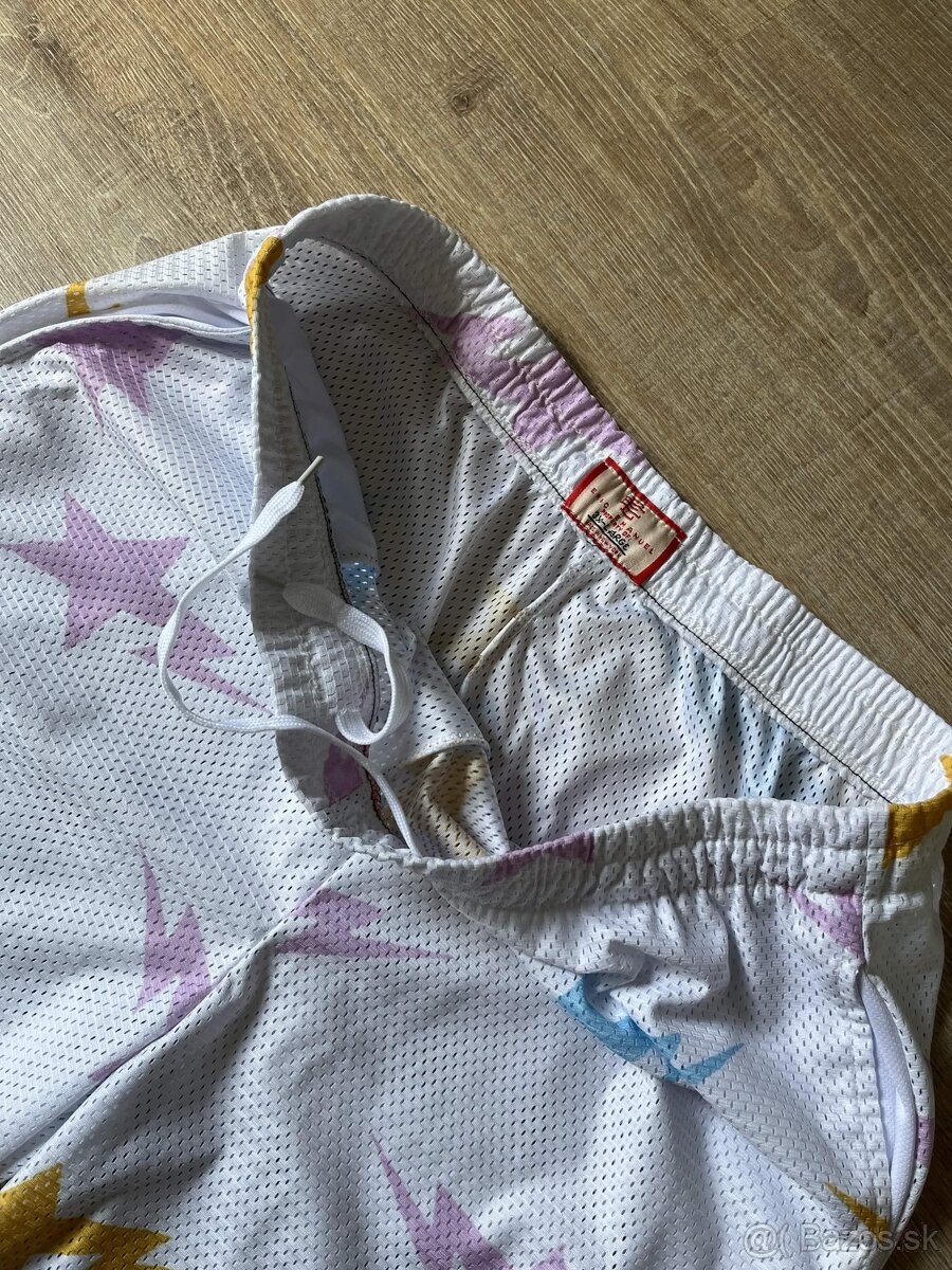 Eric Emanuel x BAPE Biele Kraťasy - 3