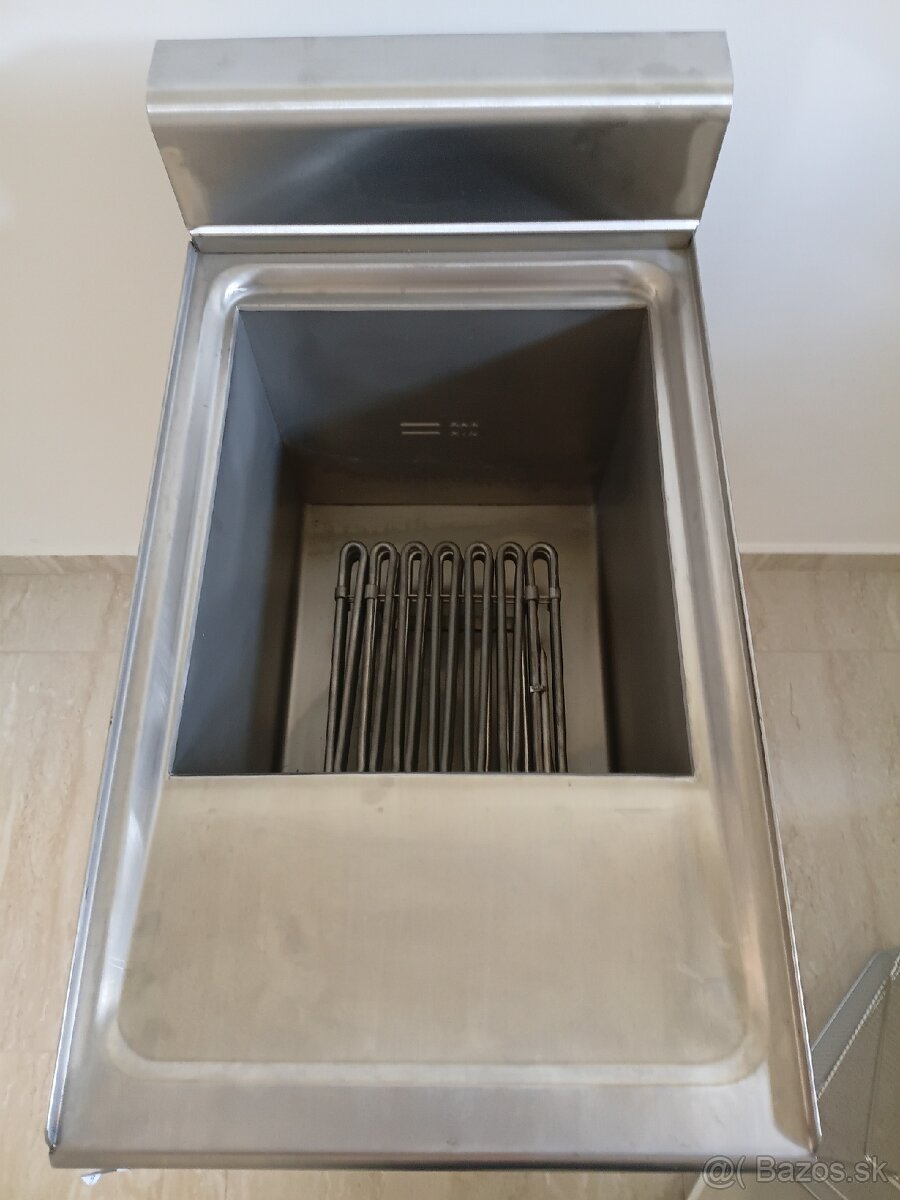 Elektrická stojaca fritéza 18 l - 3