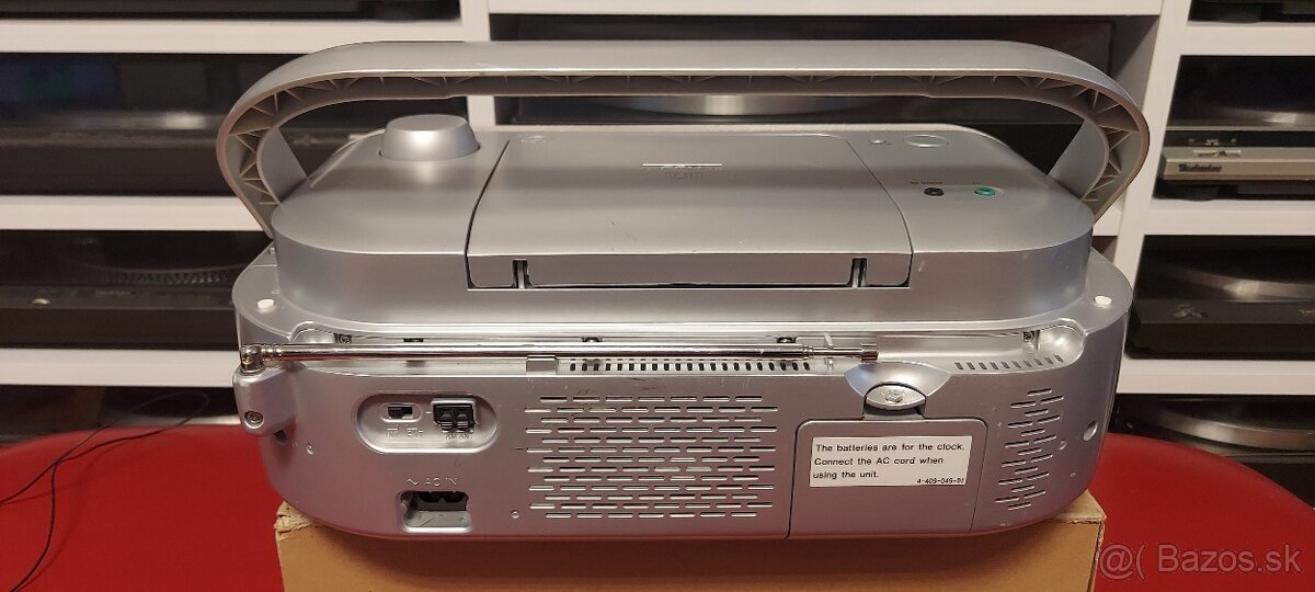 Sony ZS-R100 - 3