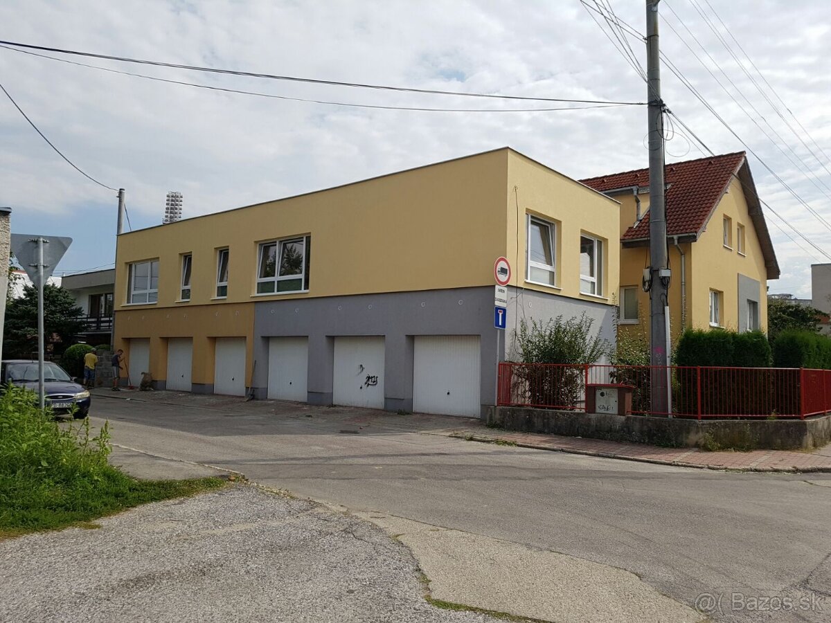 Garáž kúsok od centra - 3