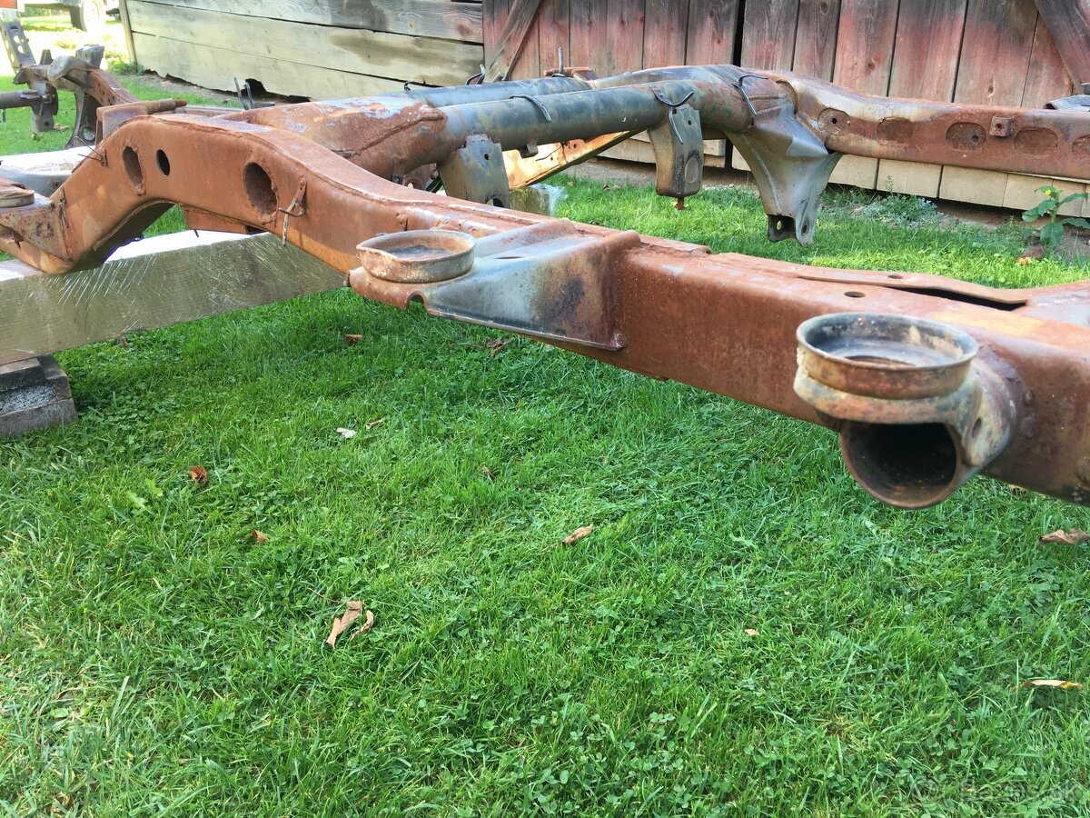 Hyundai galloper šasi pajero 1 - 3