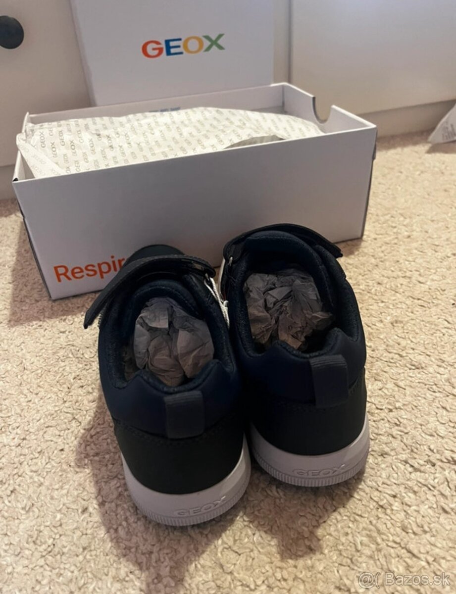 na predaj nové chlapčenské tenisky GEOX velkosť 35 - 3