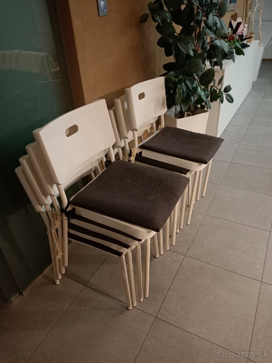 Stoličky - 3