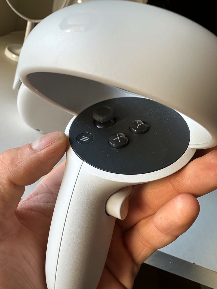 Oculus Quest 2 256GB + krabica+ navod na hry zadarmo - 3