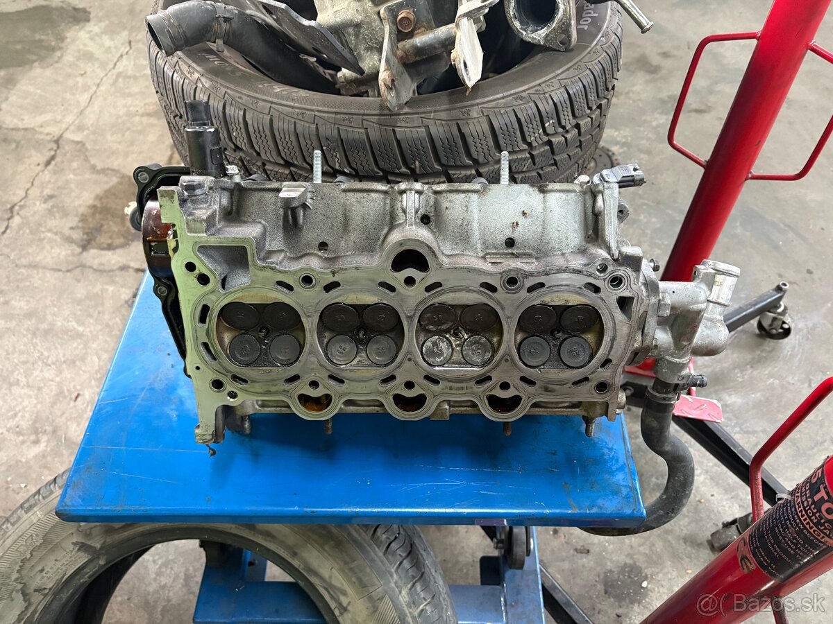 Hlava motora g4fa - 3