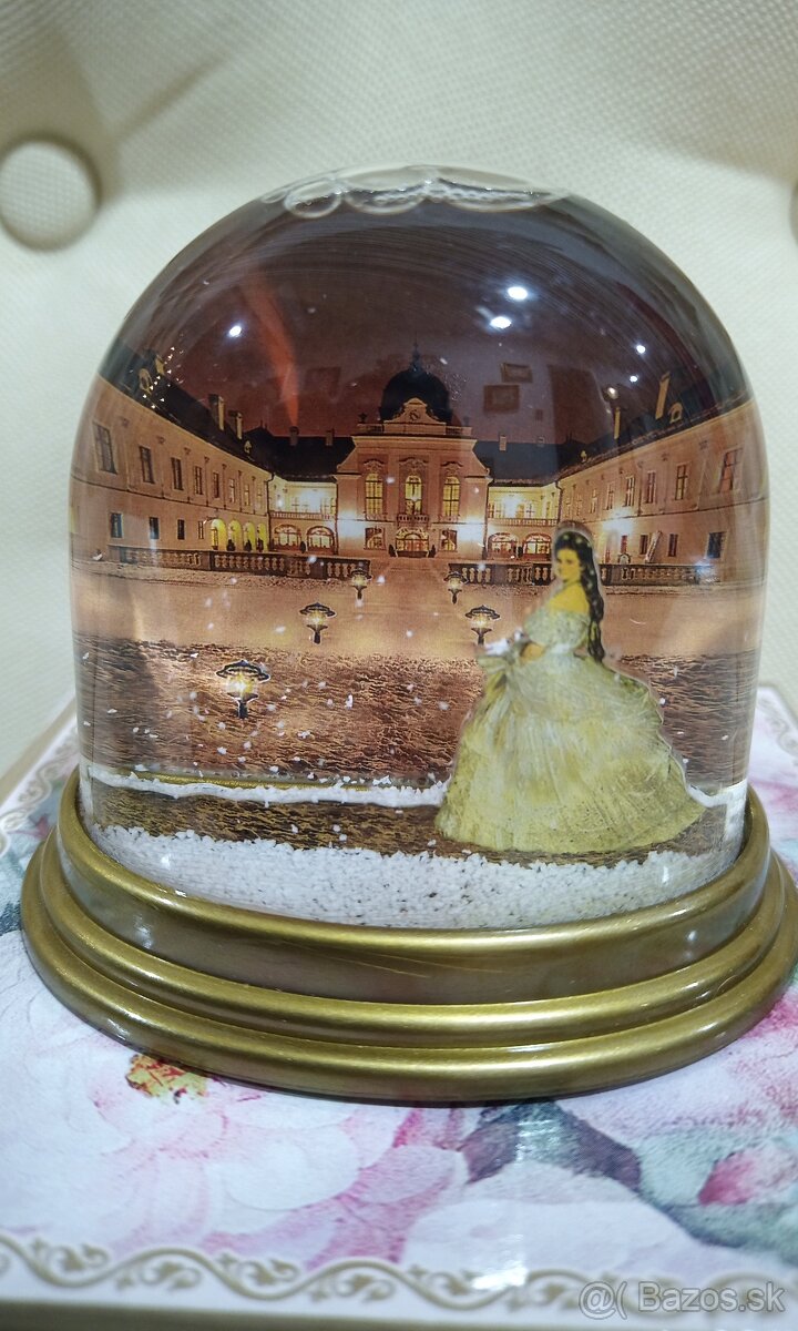 Snehová guľa Sisi - 3