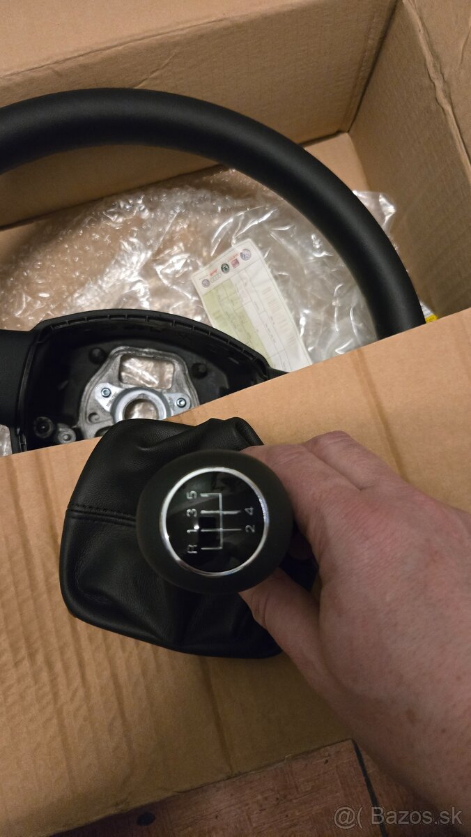 Volant a hlavica Audi A3 S3 8P - 3