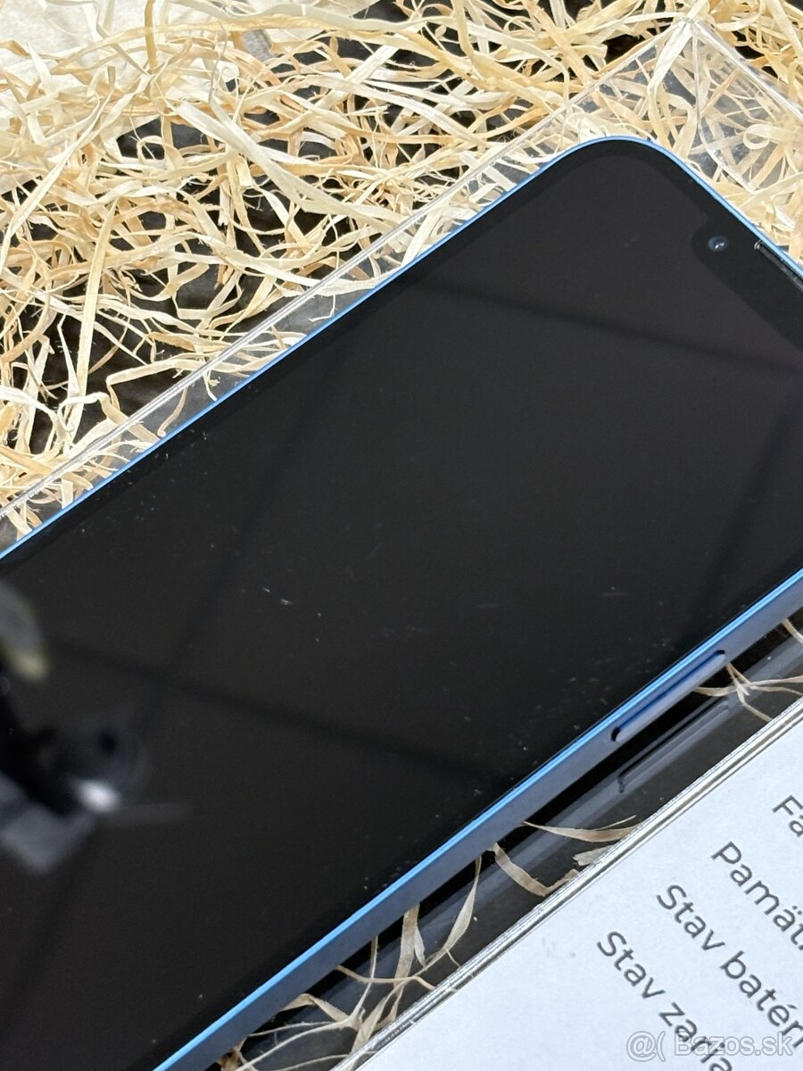 Apple iPhone 13 Modrý - 128GB - 3