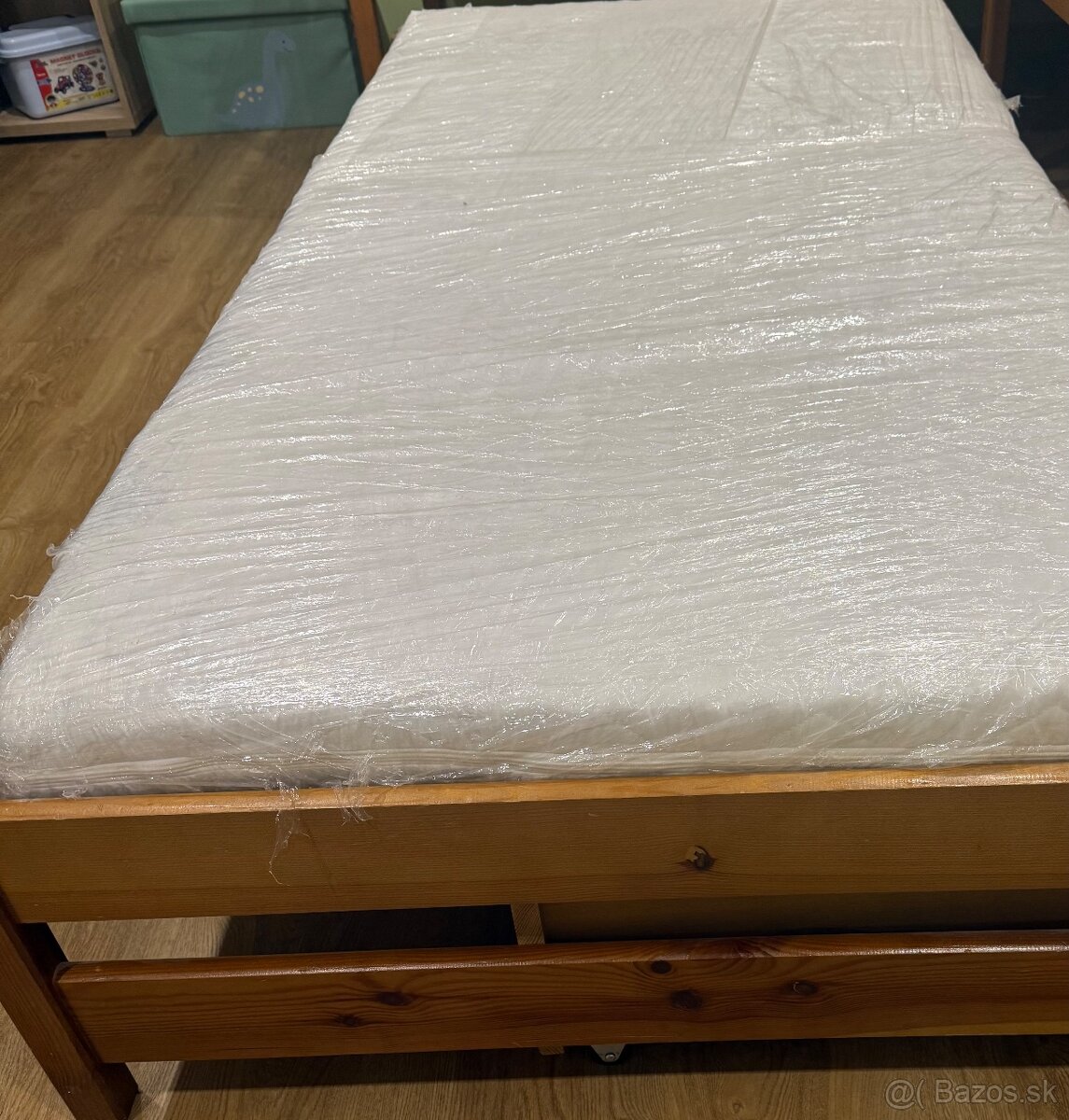 Masivna Jednolôžková posteľ - 3