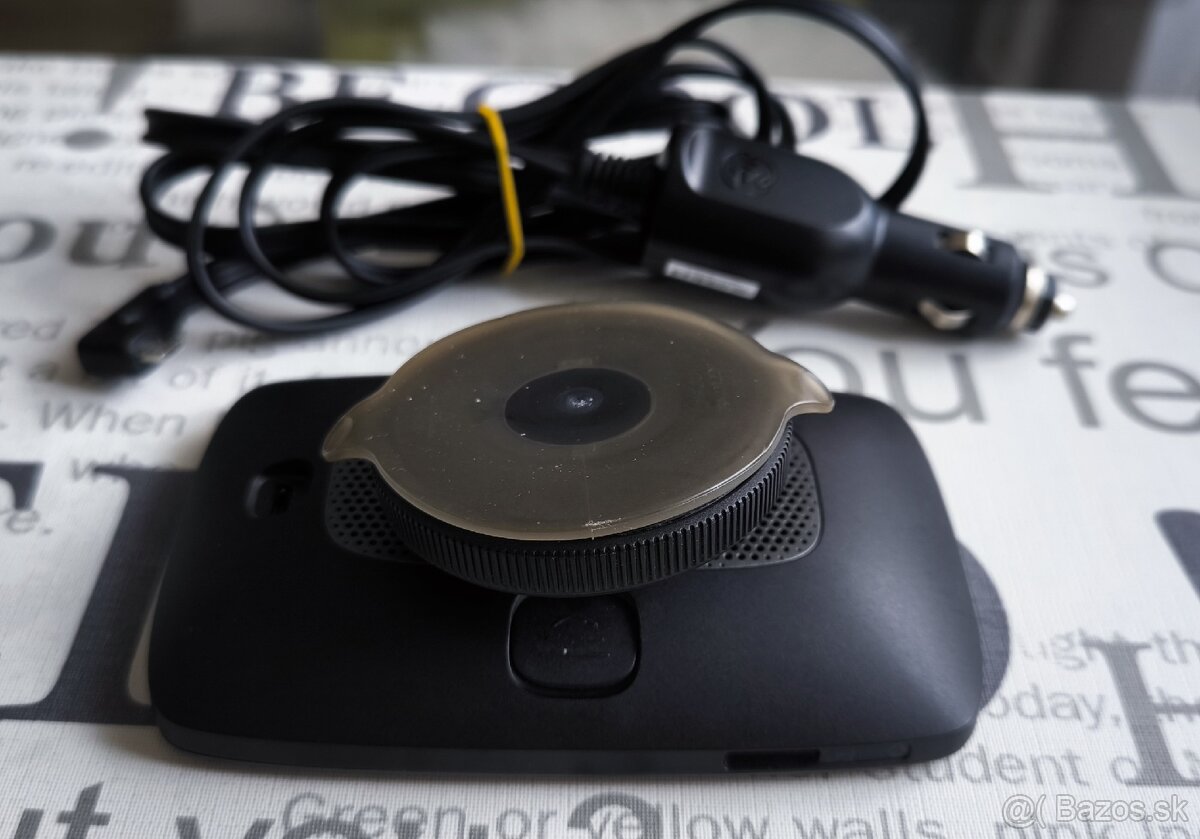 Predám navigáciuTomtom - 3