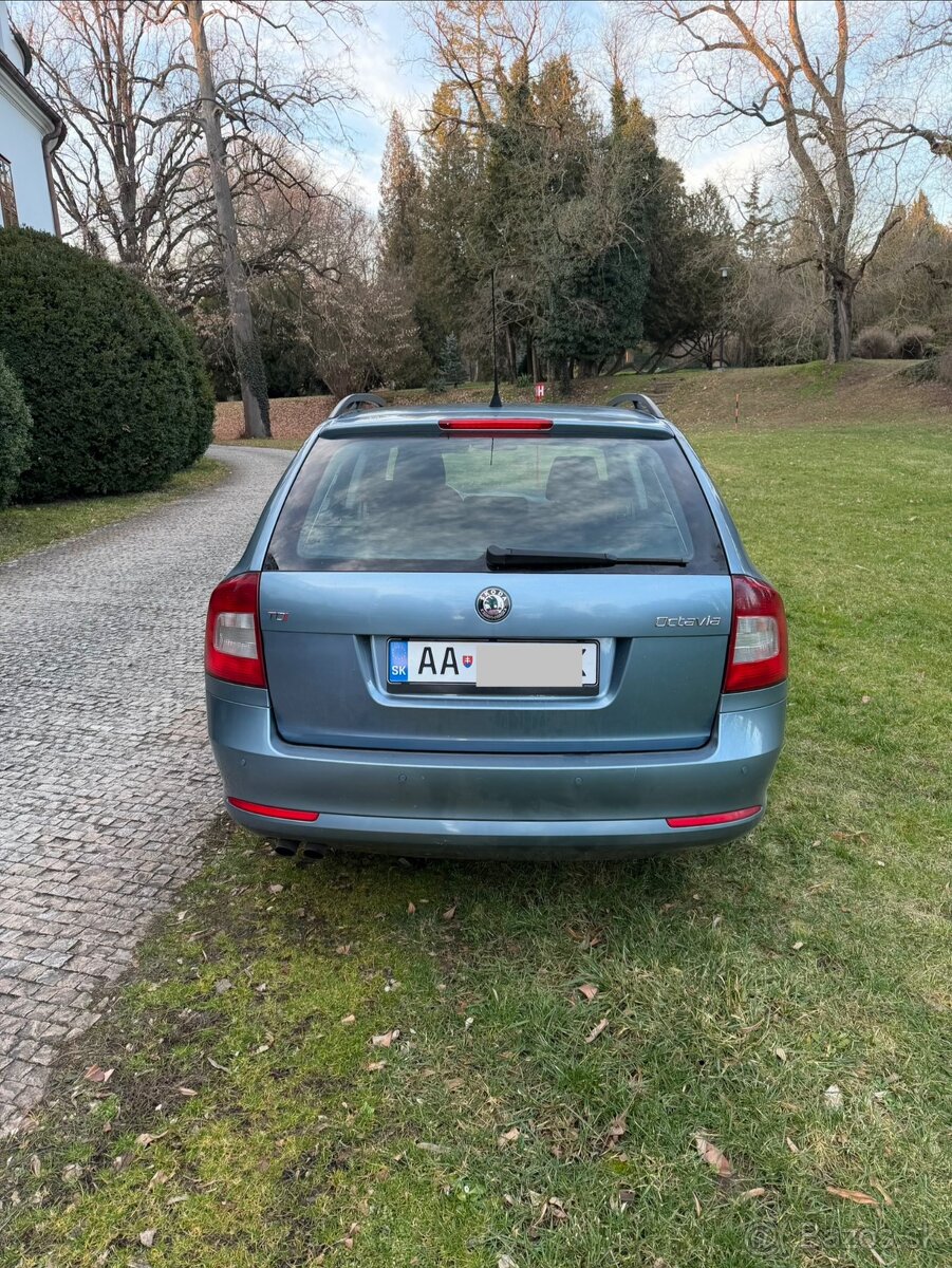 Skoda octavia Combi faclift 2.0tdi 103kw - 3