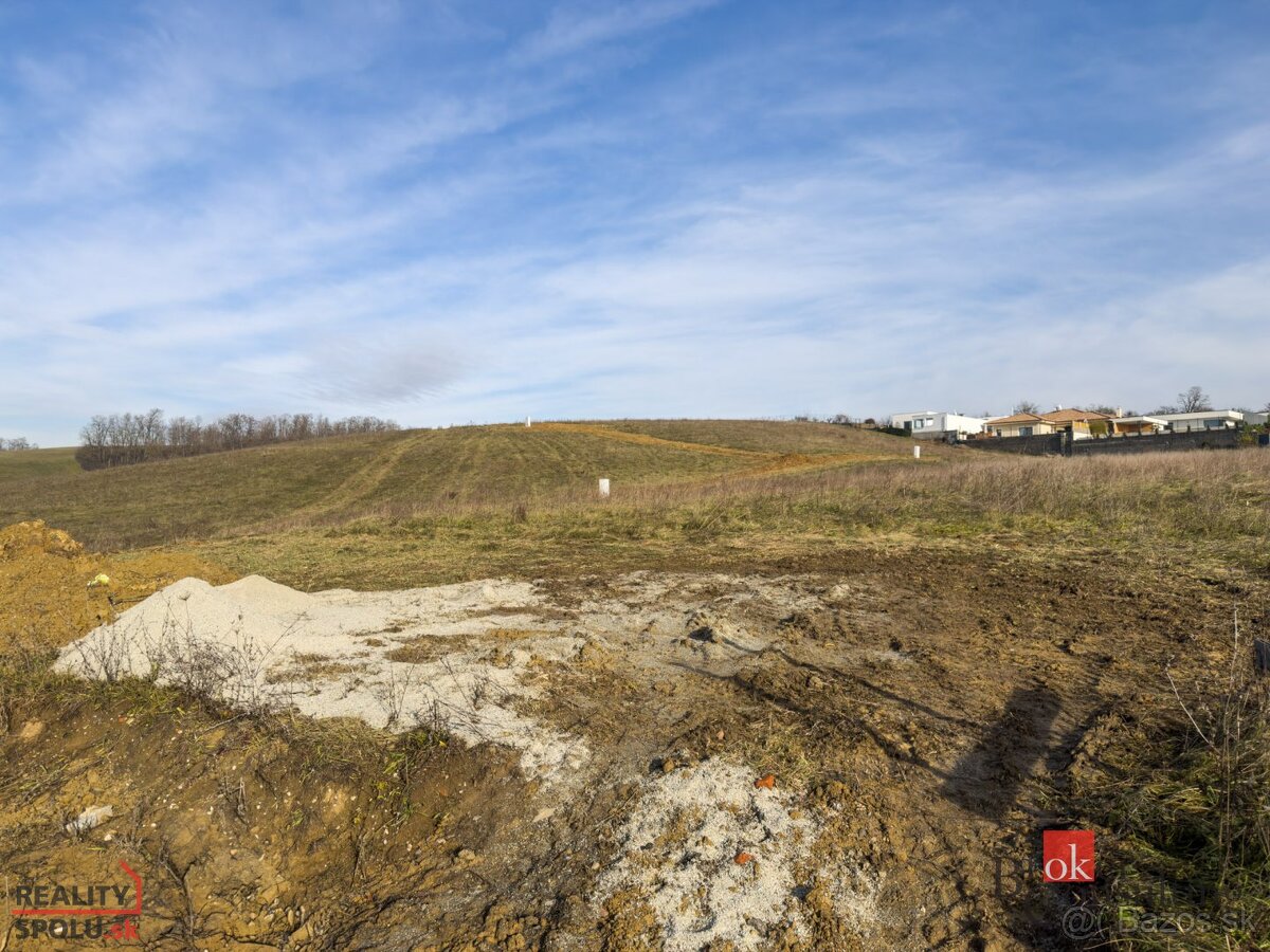 Na predaj stavebné pozemky - 3