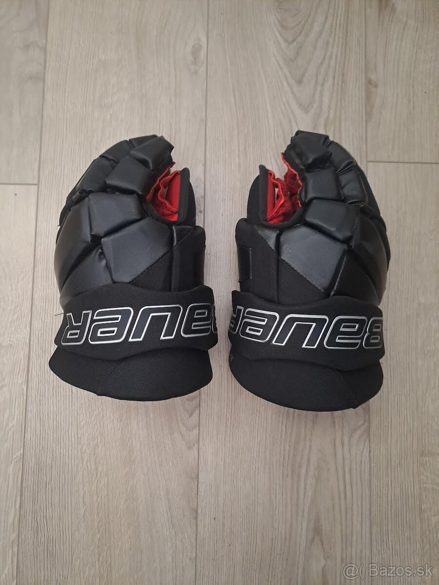 Predám kompletnú hokejovú výstroj🏒 - 3