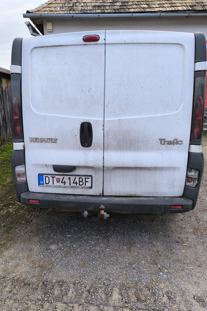 RENAULT trafic - 3
