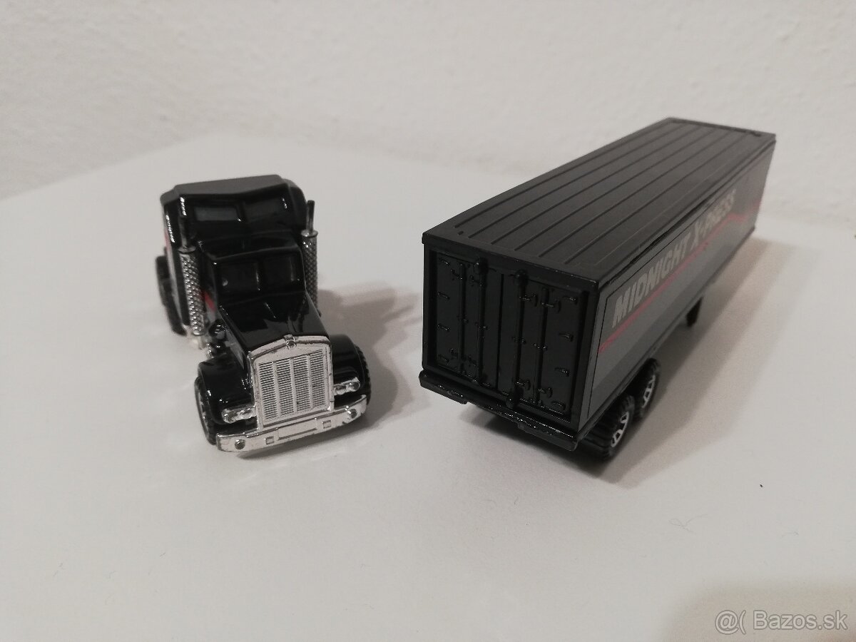 Matchbox Convoy CY-9 , Midnight X-press, England - 3