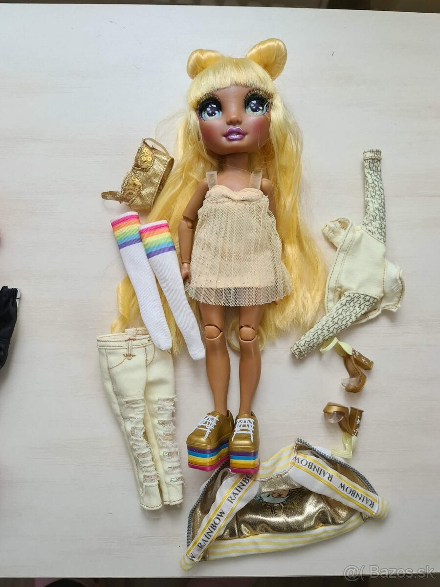 babika cervena a zlta rainbow high - 3