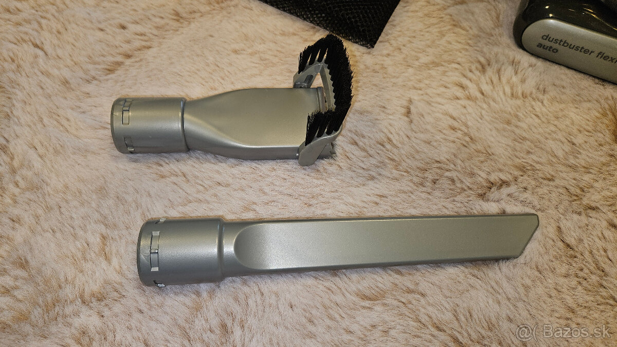 predam auto vysavac BLACK & DECKER velmi kvalitny - 3