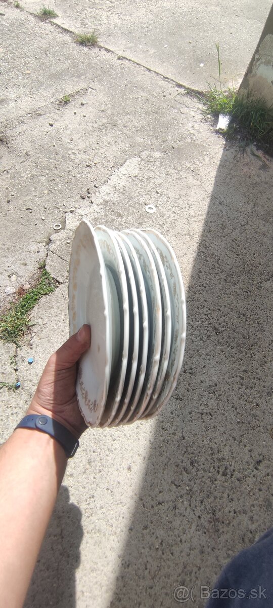 Jedálenska suprava - 3