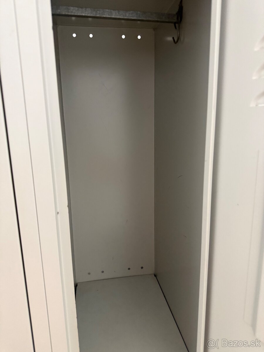 Šatňové skrinky - kovové - 3