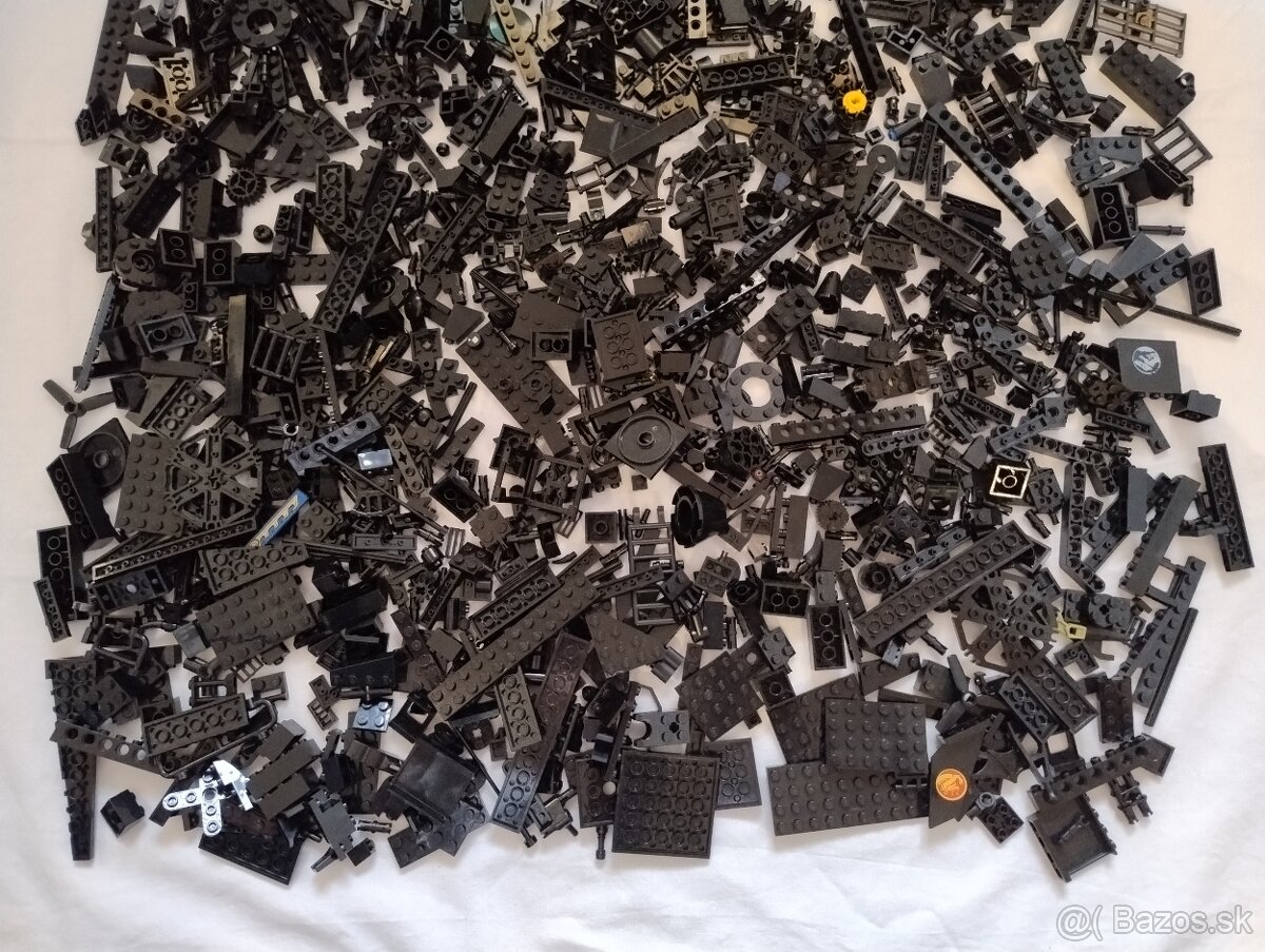 Lego diely čierna - 1,23kg - 3