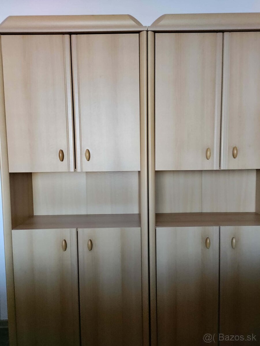 Poličkové skrine 2 kusy - 3