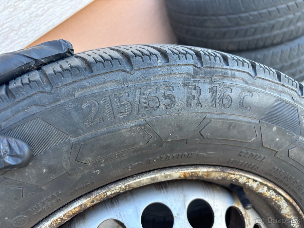 Predam zimnu sadu pneu s Volkswagen caravelle 215/65 R16 C - 3