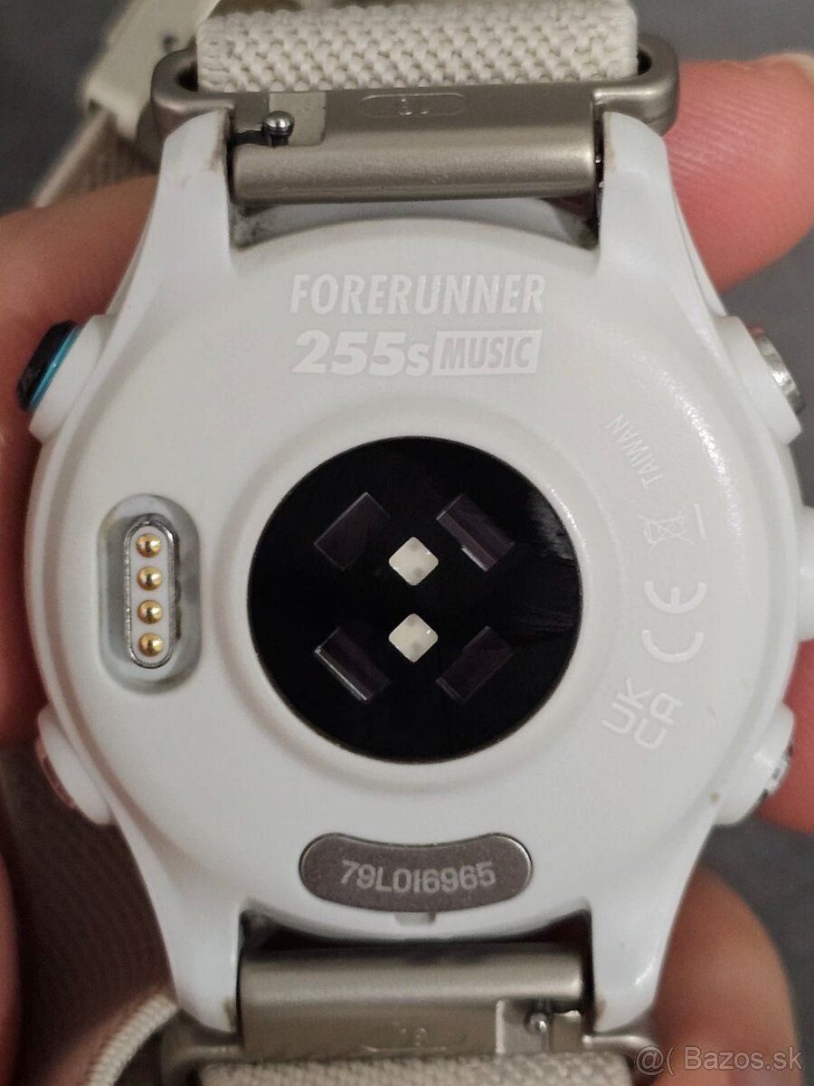 GARMIN Forerunner 255S Music, Whitestone - 3